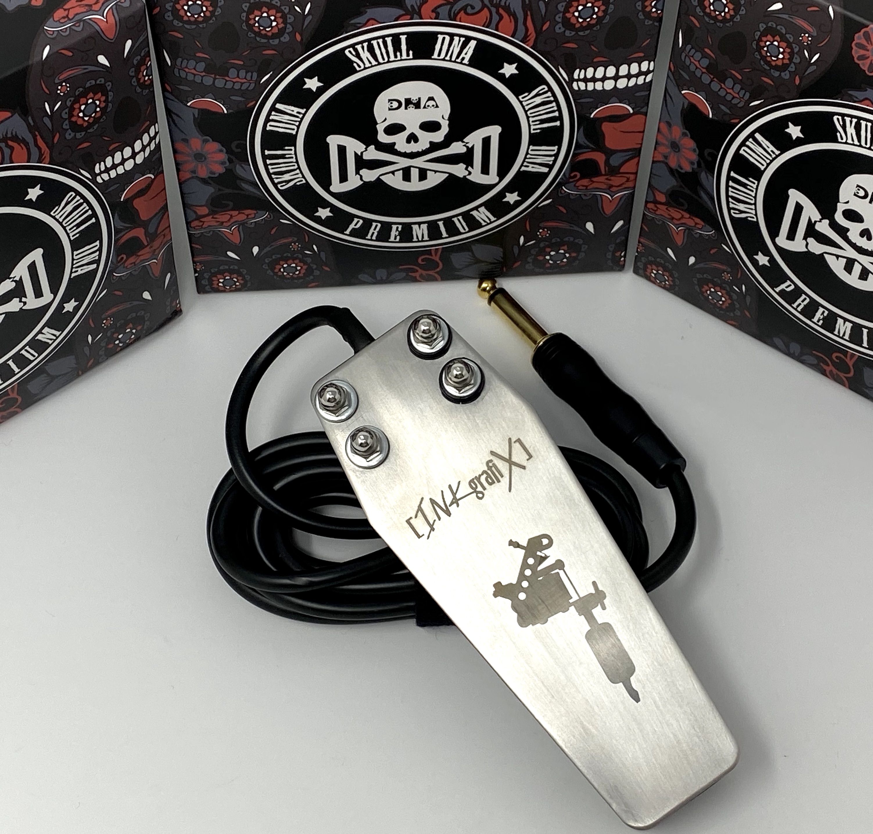 fuschalter-inkgrafix-skulldna-1